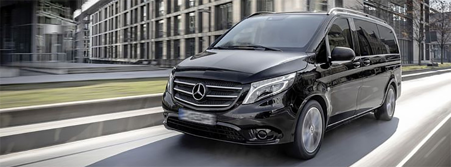 Van Transfer in Hamburg © Daimler